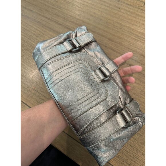 The Sak Metallic Pewter Genuine Leather Crossbody/ Clutch Bag w Removable Strap - Picture 12 of 12